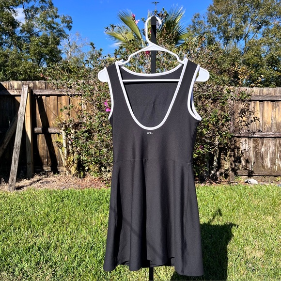 Abercrombie YPB sculptLUX Curve Love Scoop Back Tennis Mini Dress Size S - Picture 4 of 9
